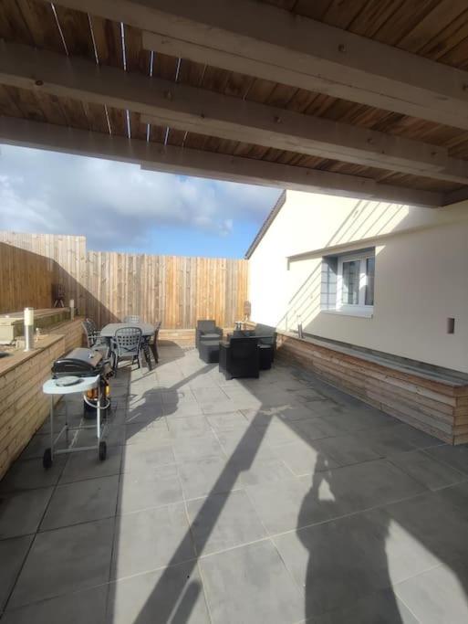 Apartment 100m2, Independant Dans Notre Maison Garennes-sur-Eure